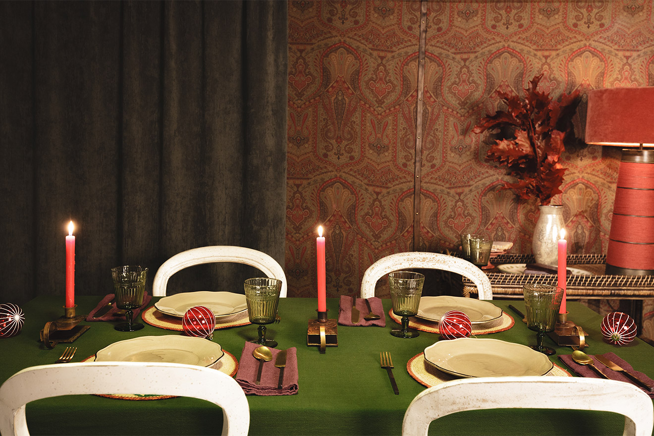 Decora tu mesa de Navidad con OFELIA Home & Decor.